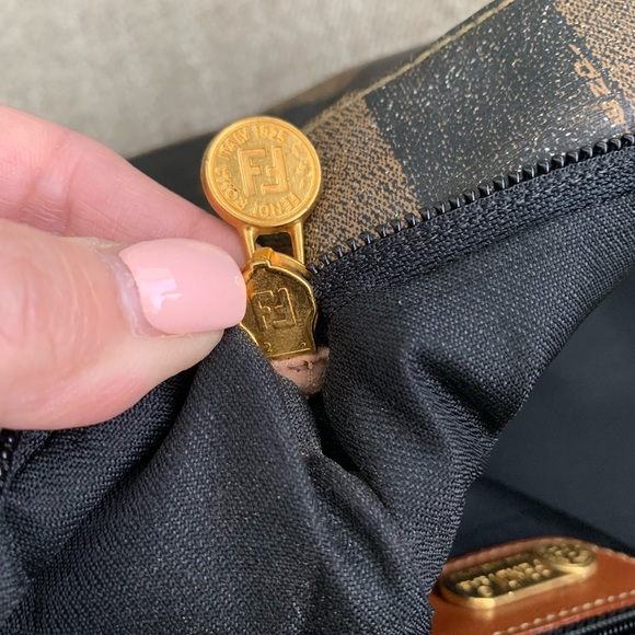 ✨ FENDI Pequin Vintage Coated Nylon Canvas and Pecan Leather Handled Tote Bag - Picture 12 of 16